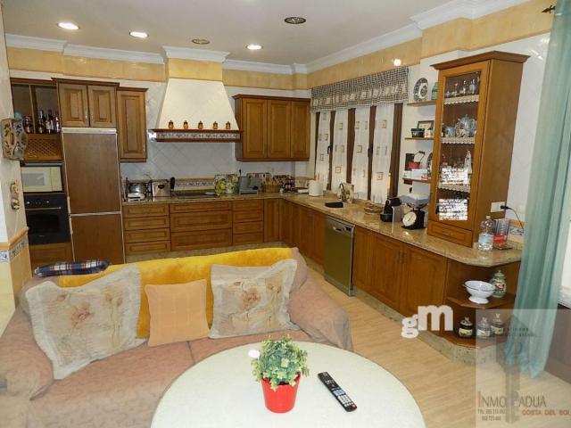 Venta de chalet en Campillos