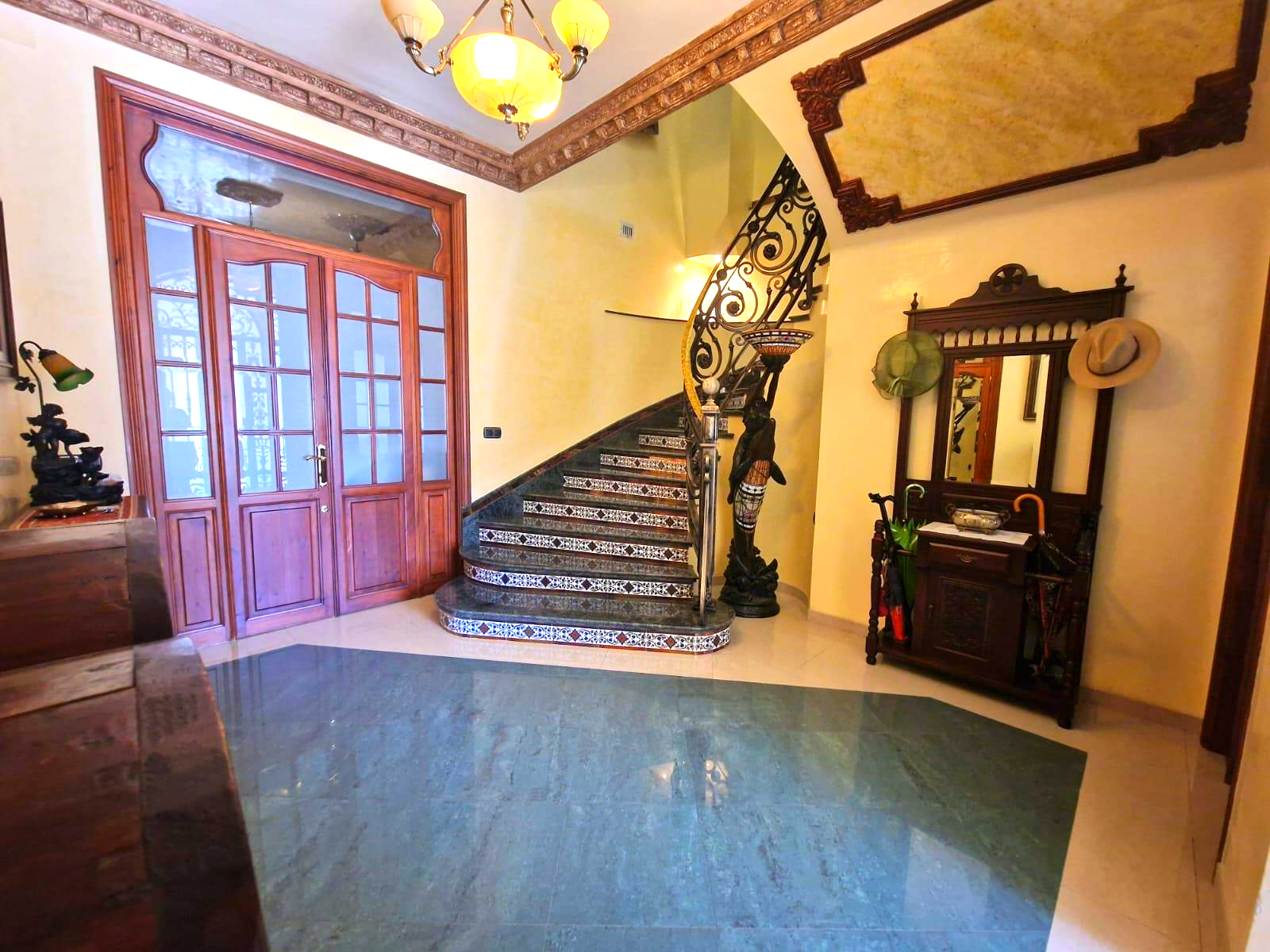 For sale of chalet in Campillos