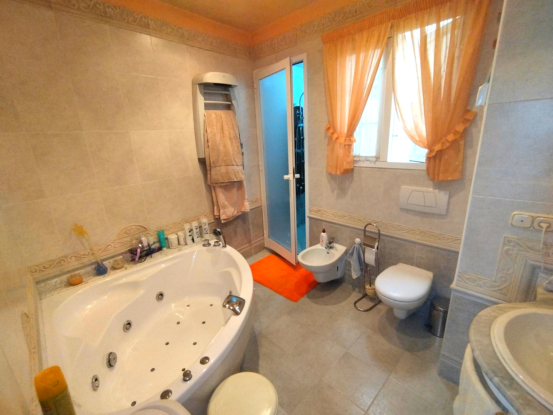 For sale of chalet in Campillos