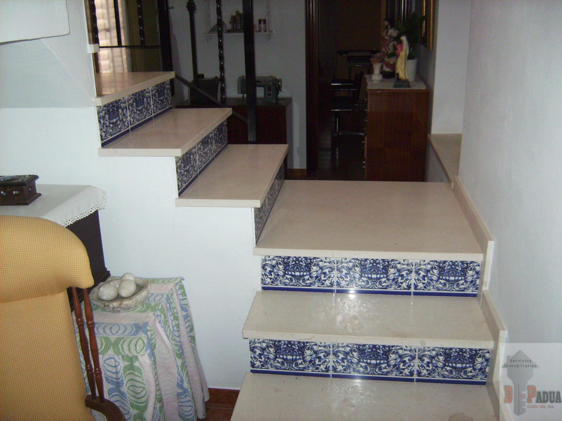 For sale of house in Campillos