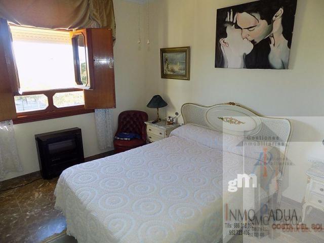 For sale of flat in Campillos