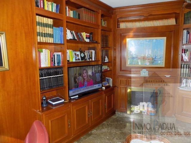 For sale of flat in Campillos