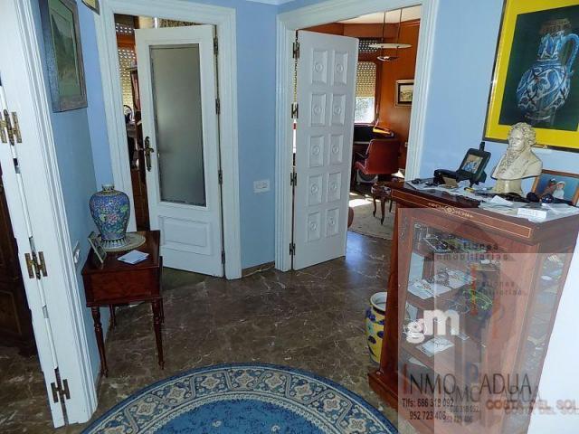 For sale of flat in Campillos