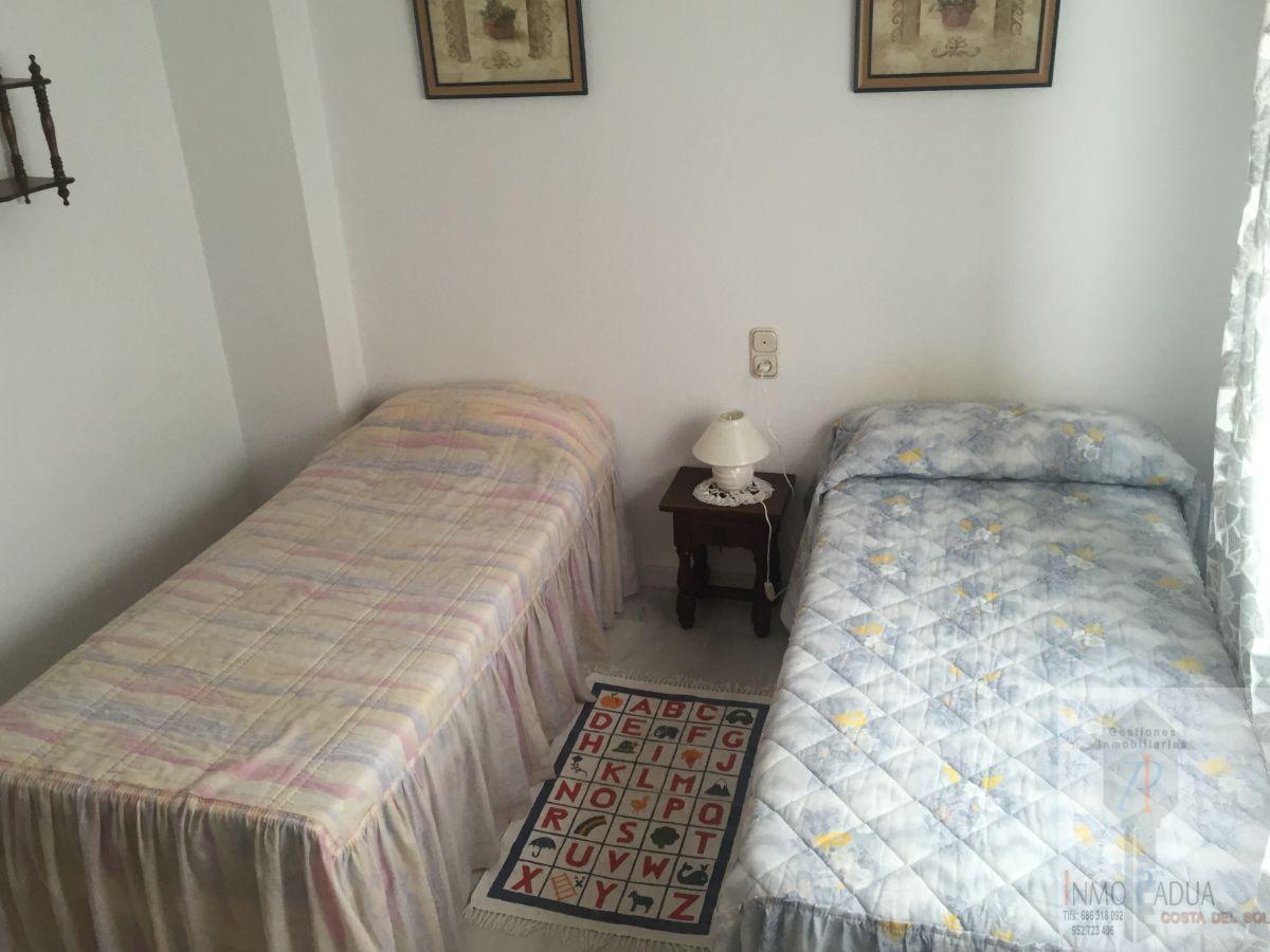 For sale of flat in Campillos