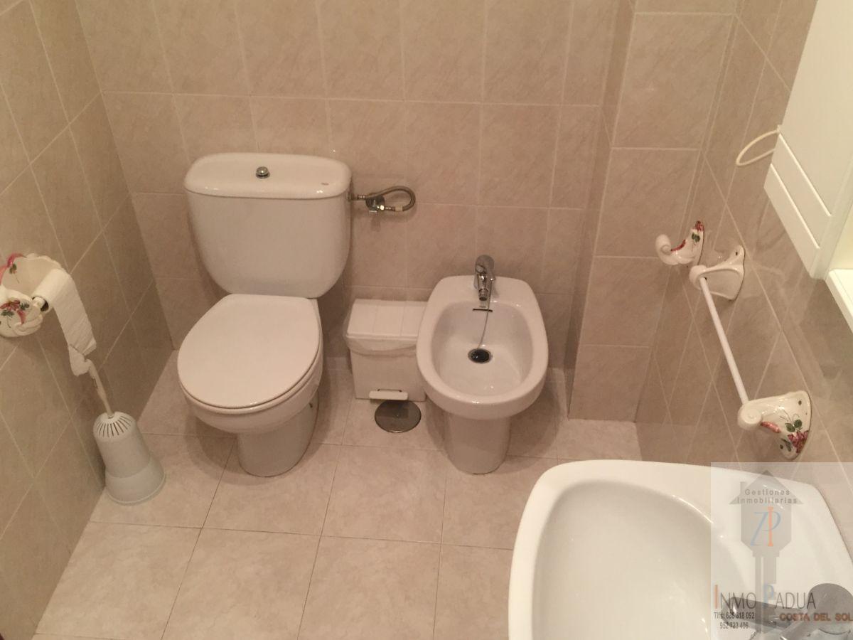 For sale of flat in Campillos
