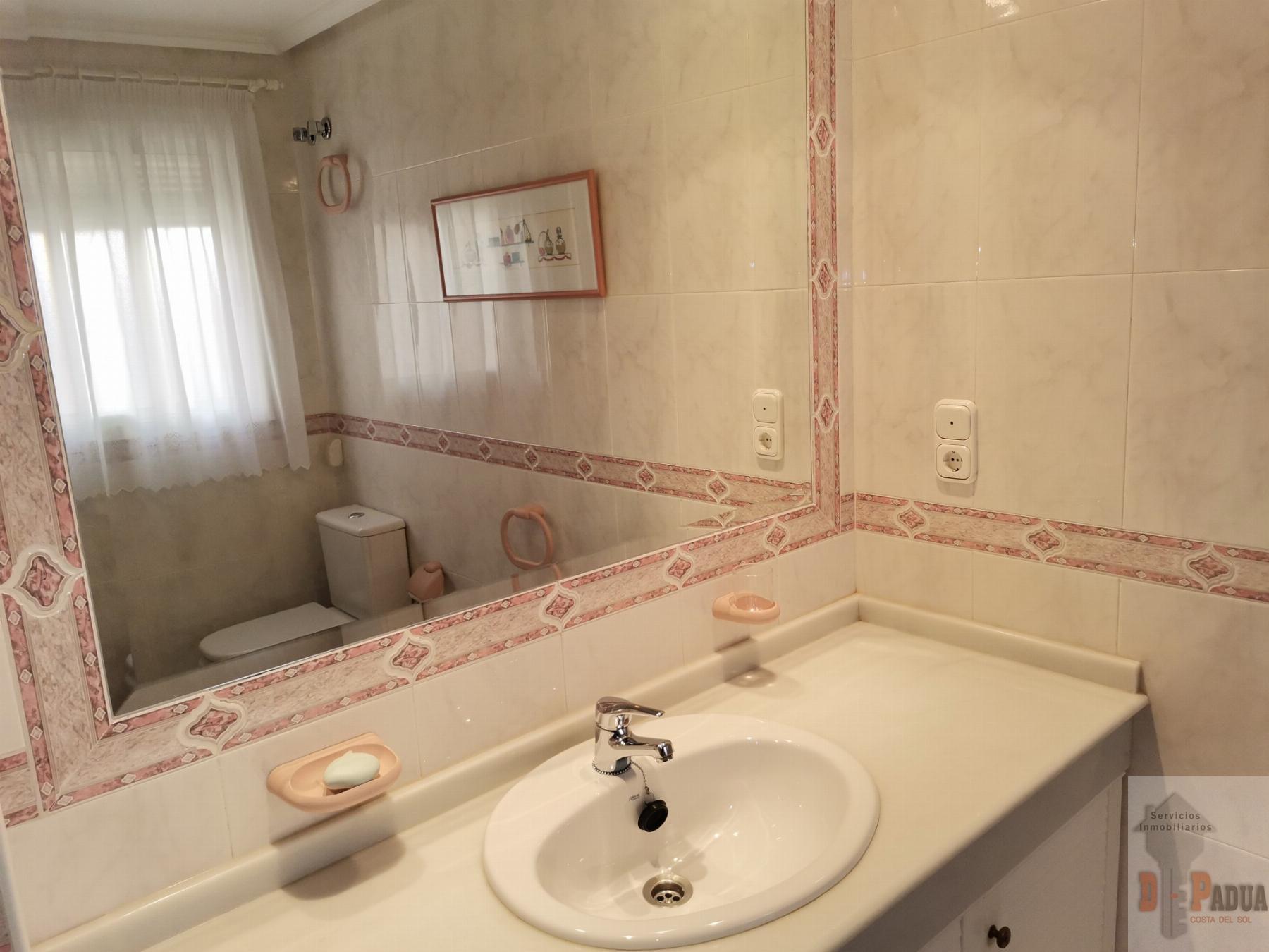 For sale of penthouse in Antequera