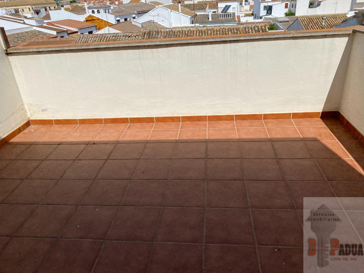 For sale of penthouse in Campillos