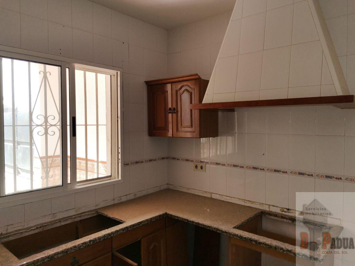For sale of chalet in Campillos