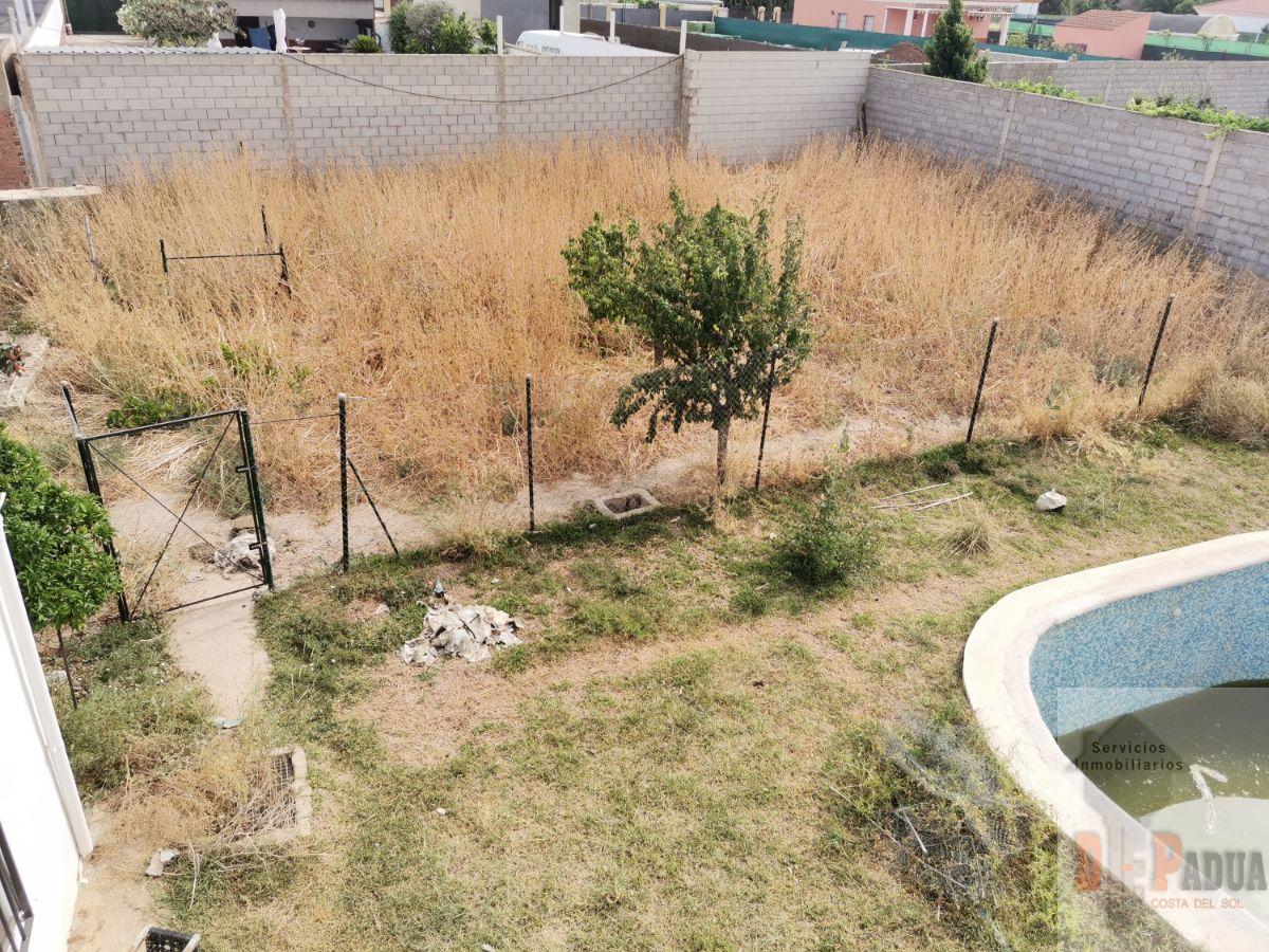 For sale of chalet in Campillos