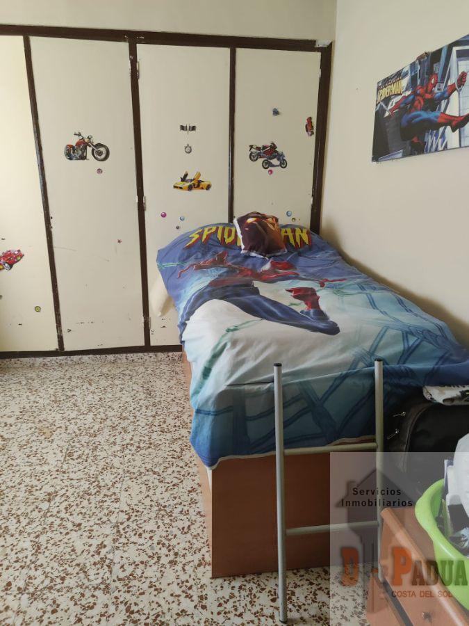 For sale of penthouse in Campillos