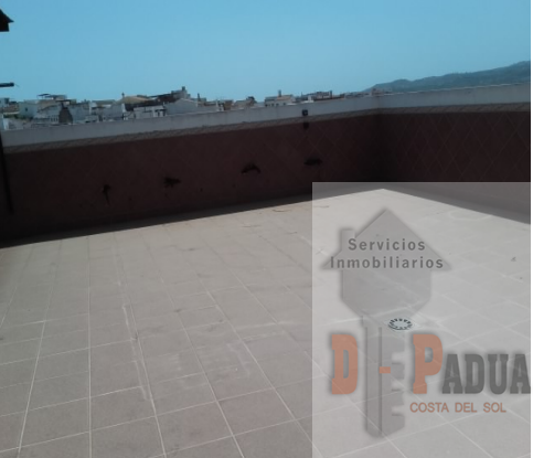 For sale of house in Vélez-Málaga