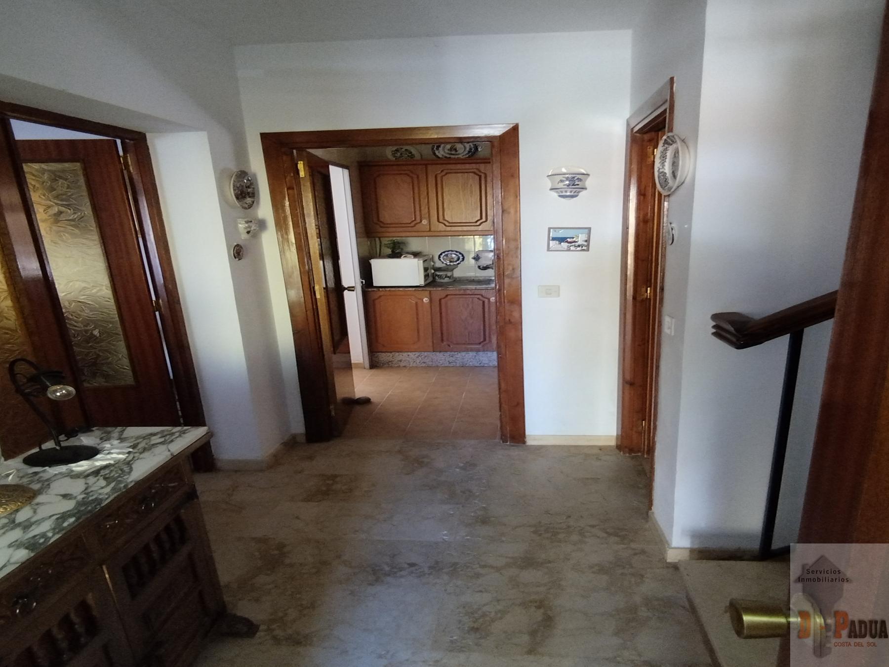 For sale of chalet in Campillos