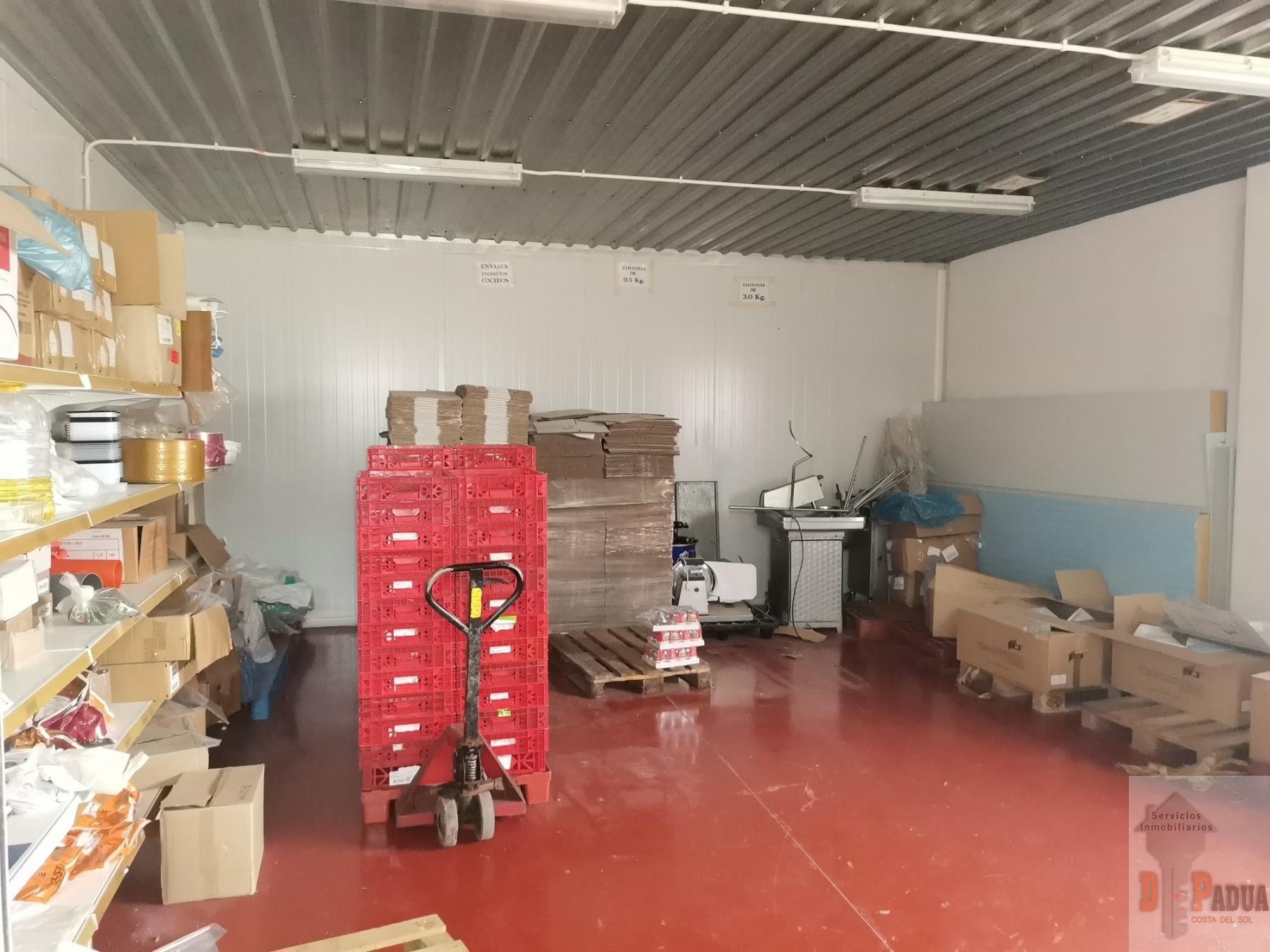 For sale of industrial plant/warehouse in Campillos