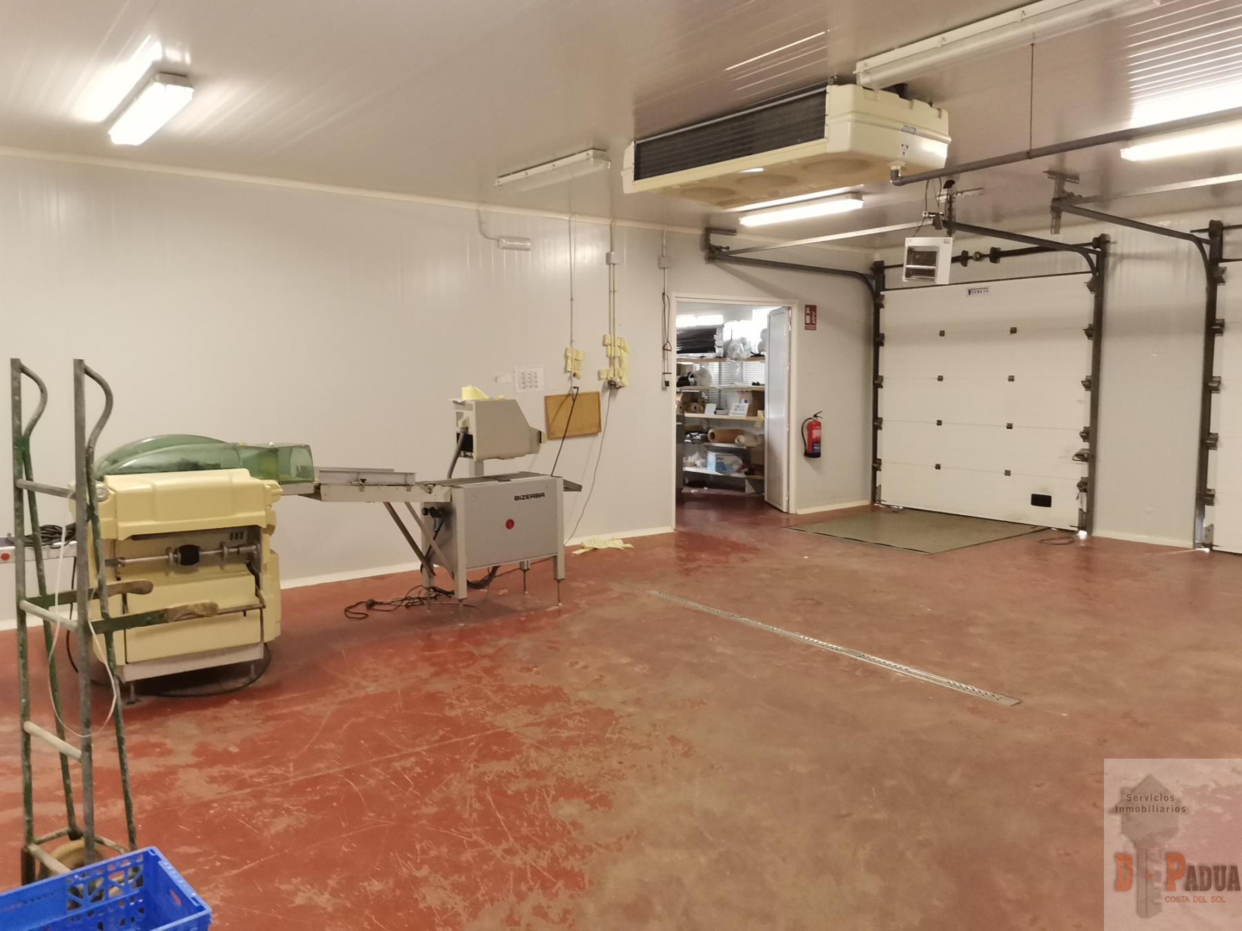 For sale of industrial plant/warehouse in Campillos