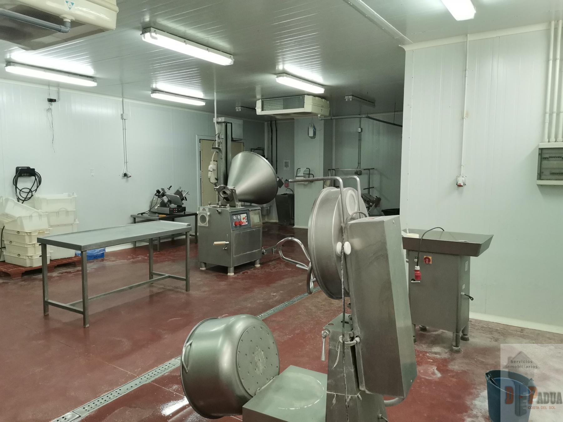 For sale of industrial plant/warehouse in Campillos