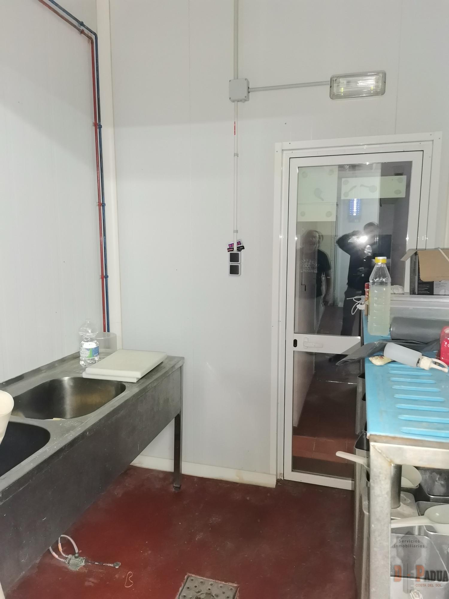For sale of industrial plant/warehouse in Campillos