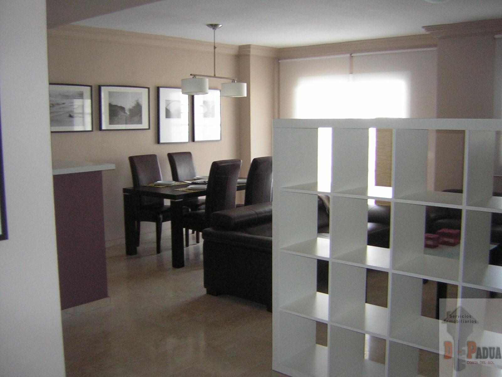 For sale of flat in Caleta de Vélez