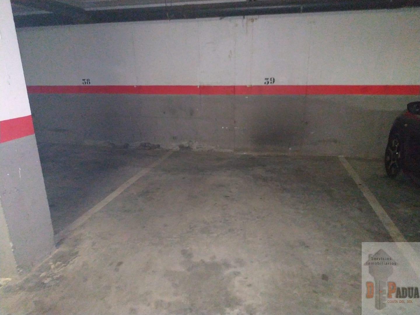 For sale of flat in Rincón de la Victoria