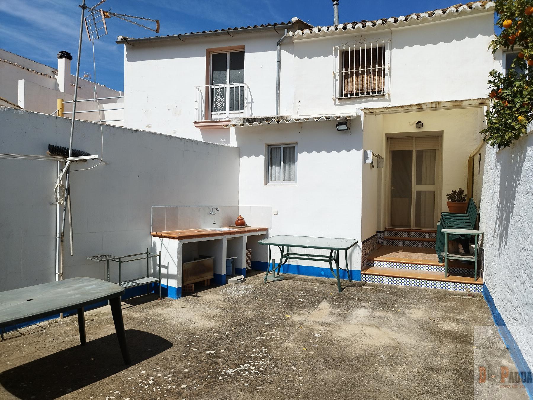 For sale of house in Almargen