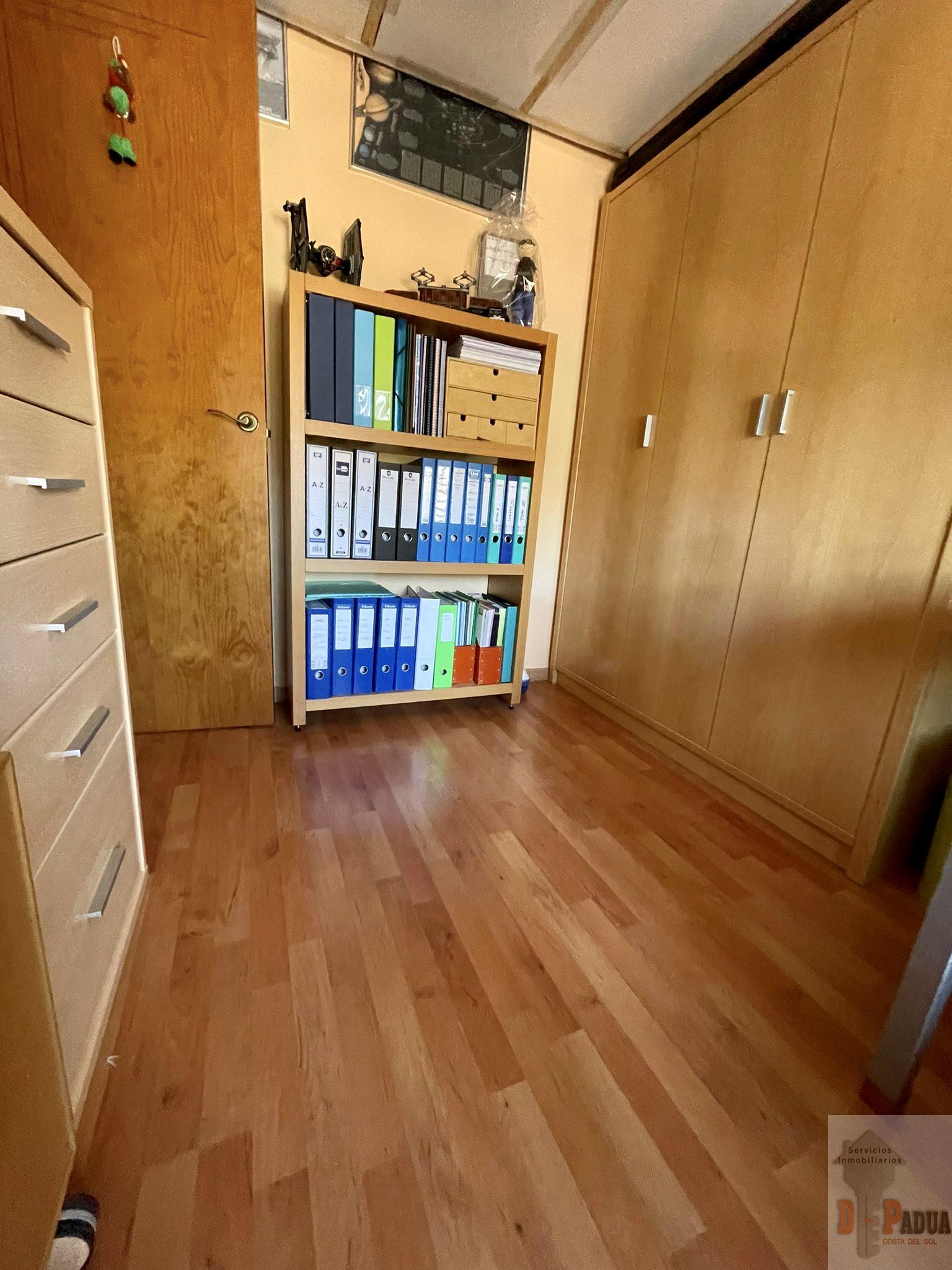 For sale of chalet in Chilches