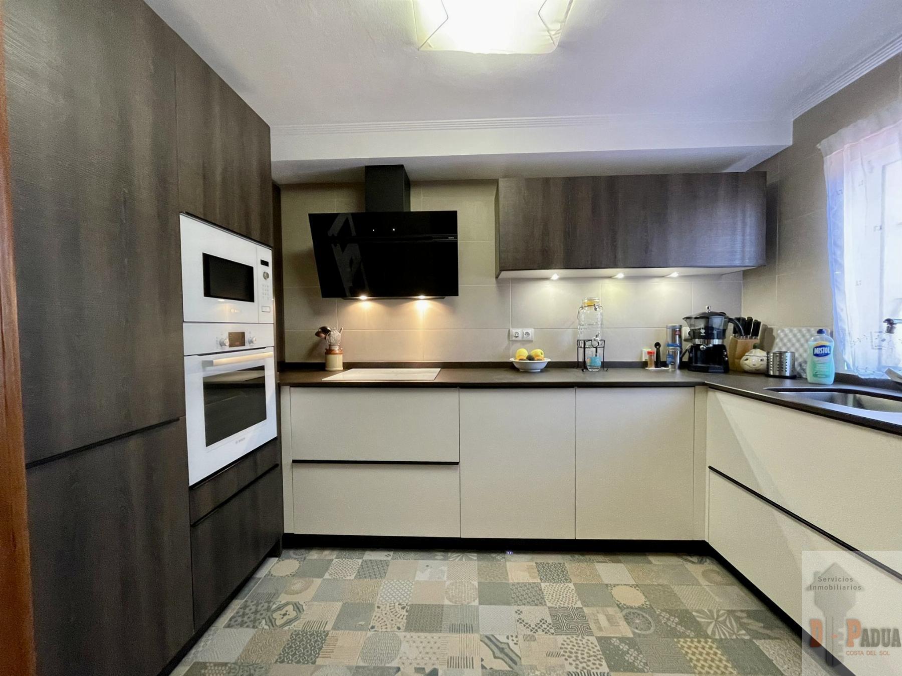For sale of chalet in Chilches