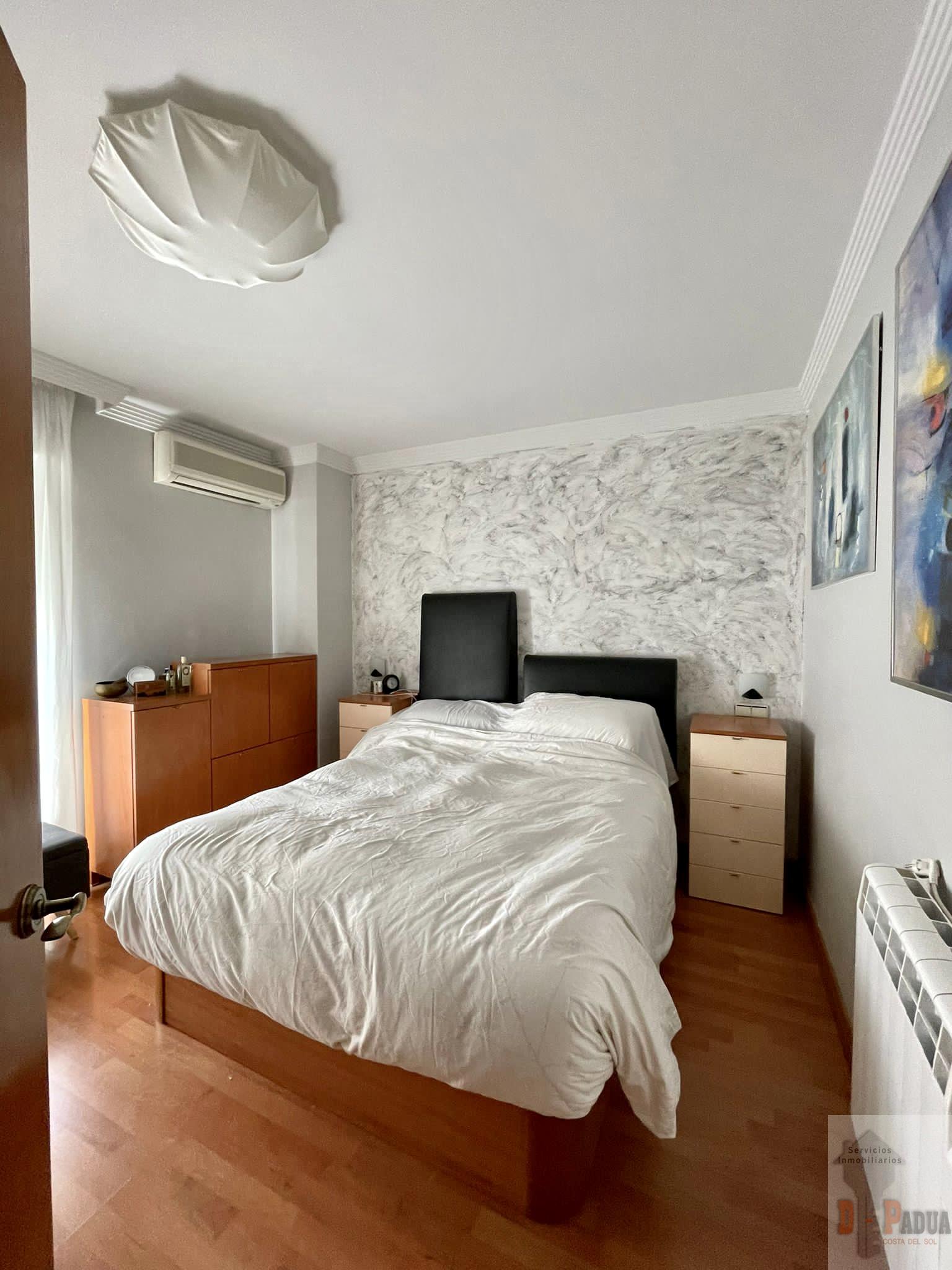 For sale of chalet in Chilches