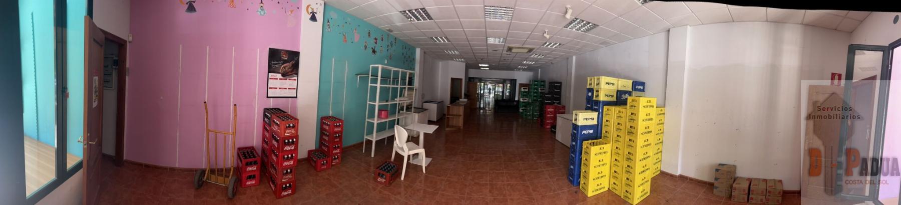 For rent of commercial in Campillos