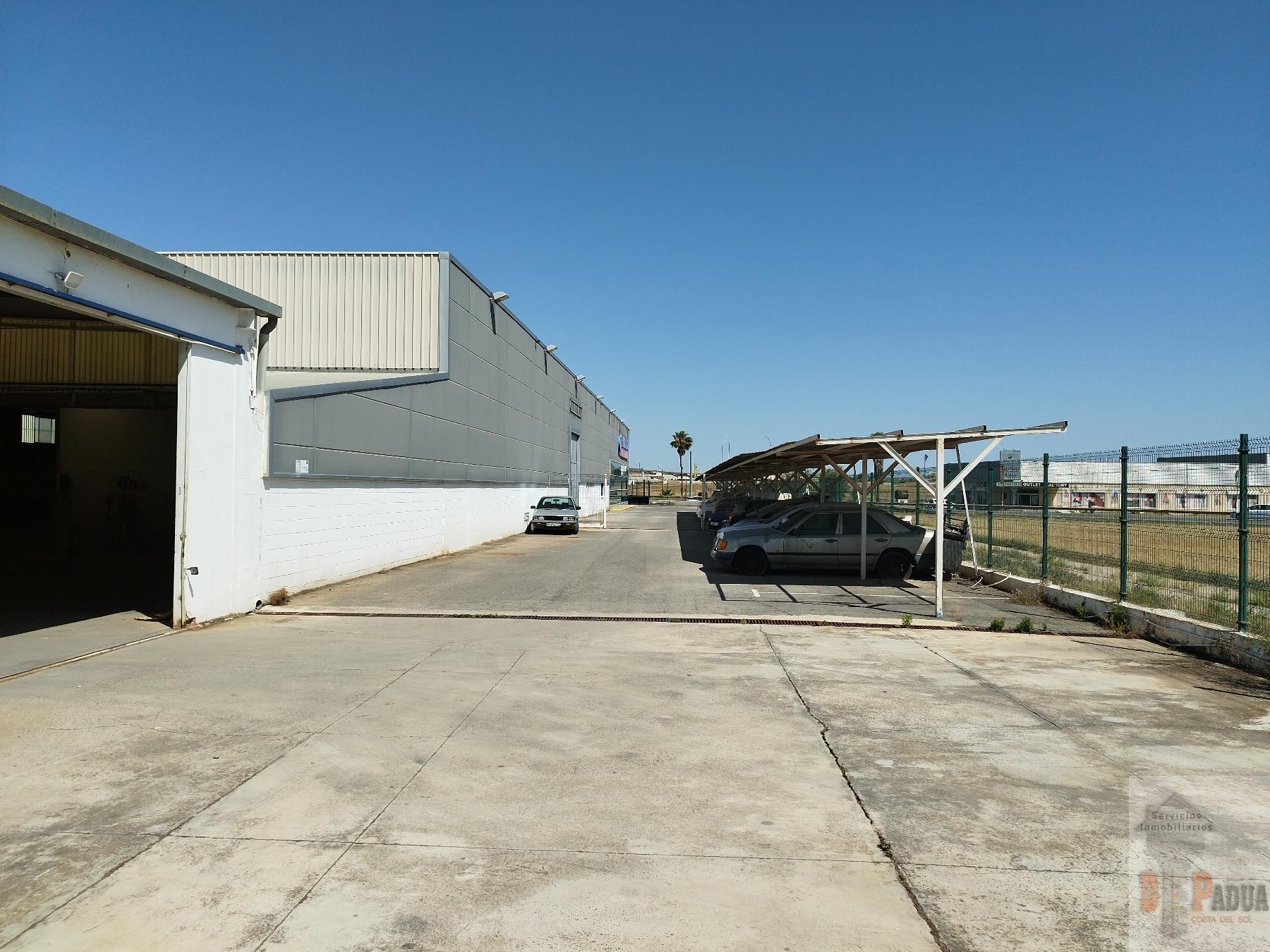 For sale of industrial plant/warehouse in Campillos