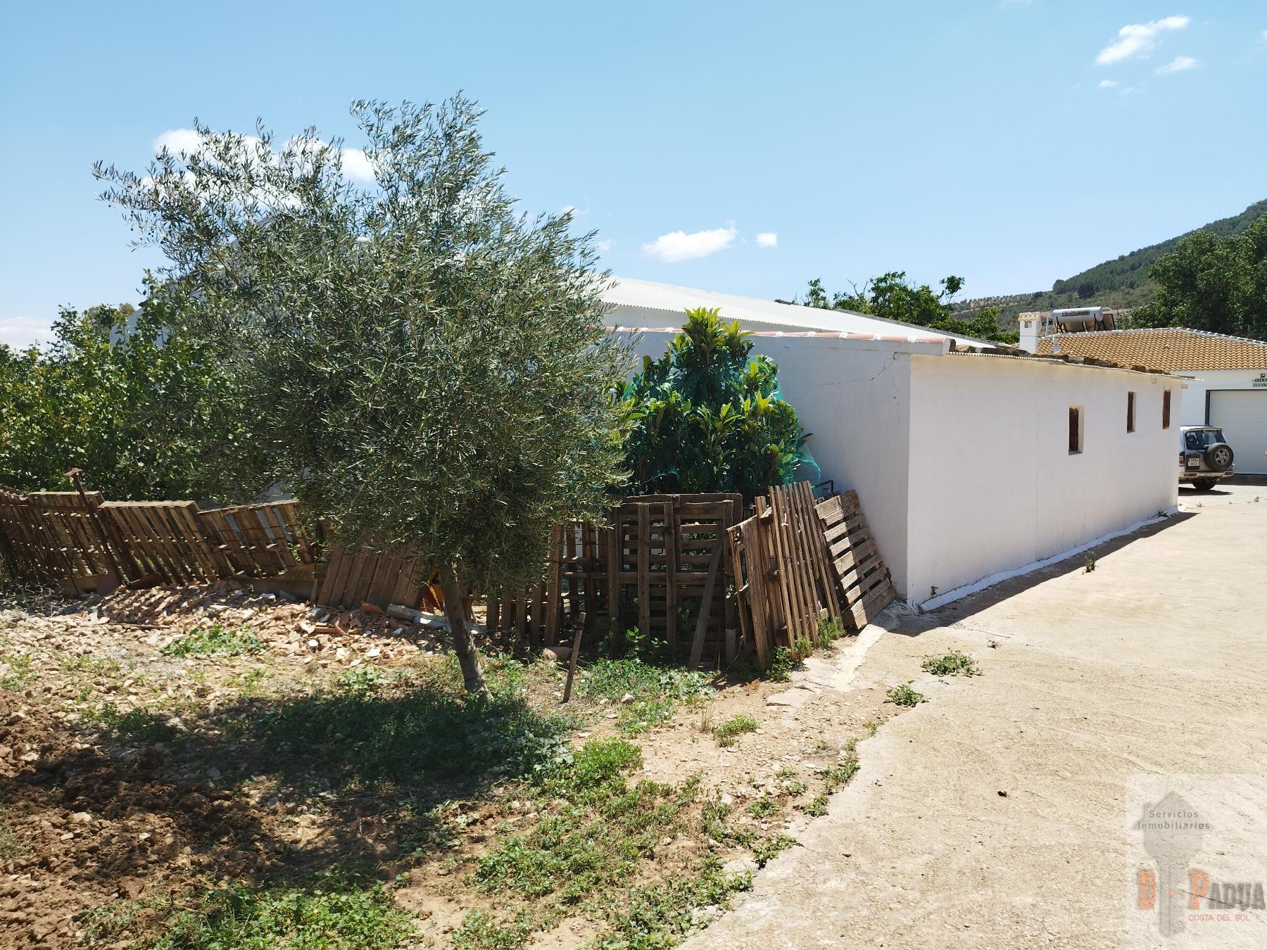 Venta de chalet en Teba