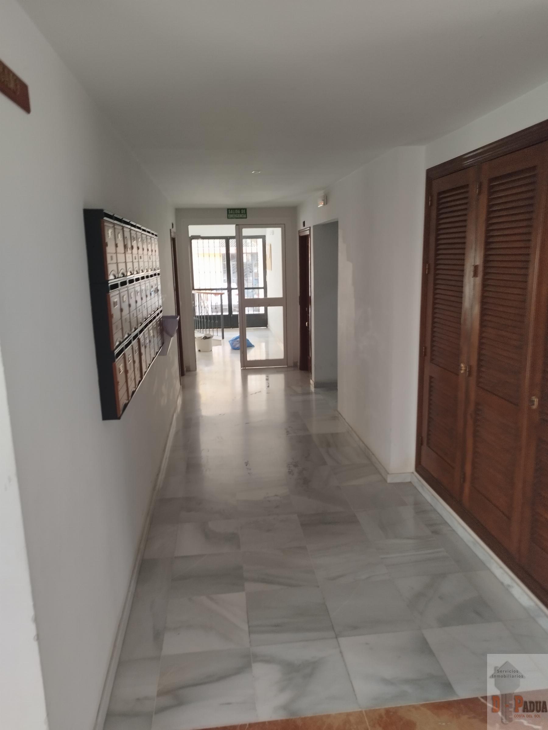 For sale of flat in Campillos