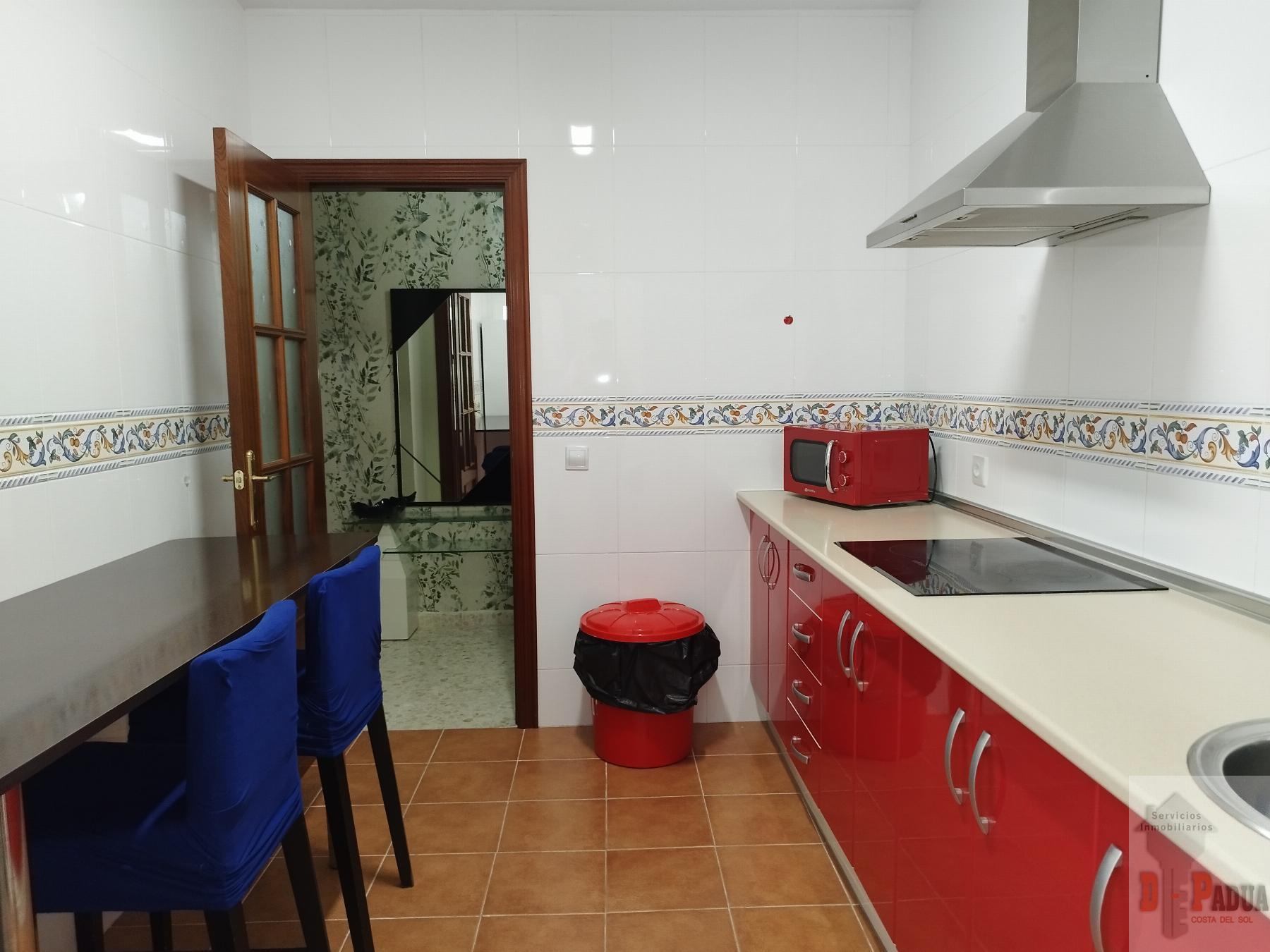 For sale of flat in Campillos