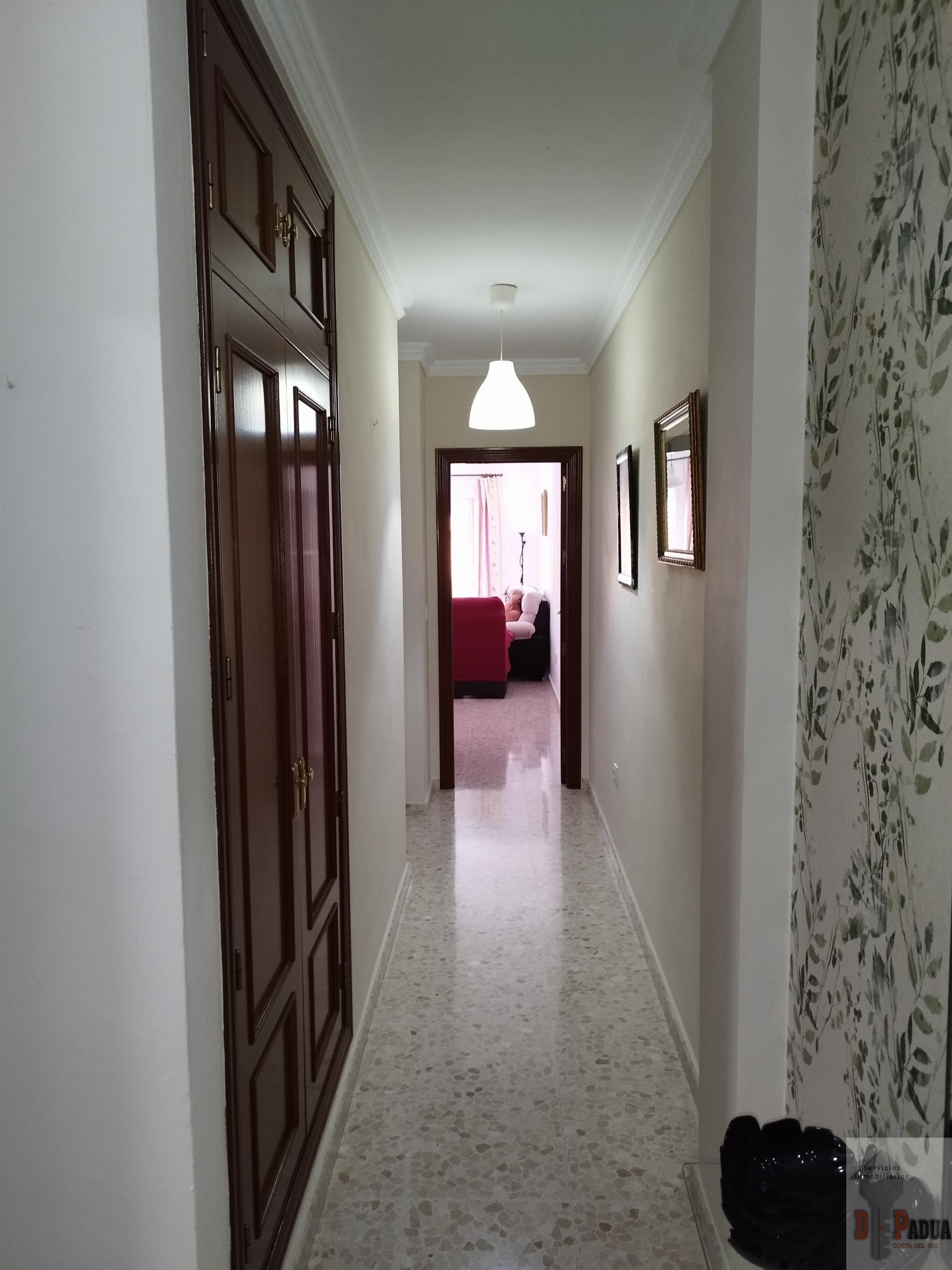 For sale of flat in Campillos