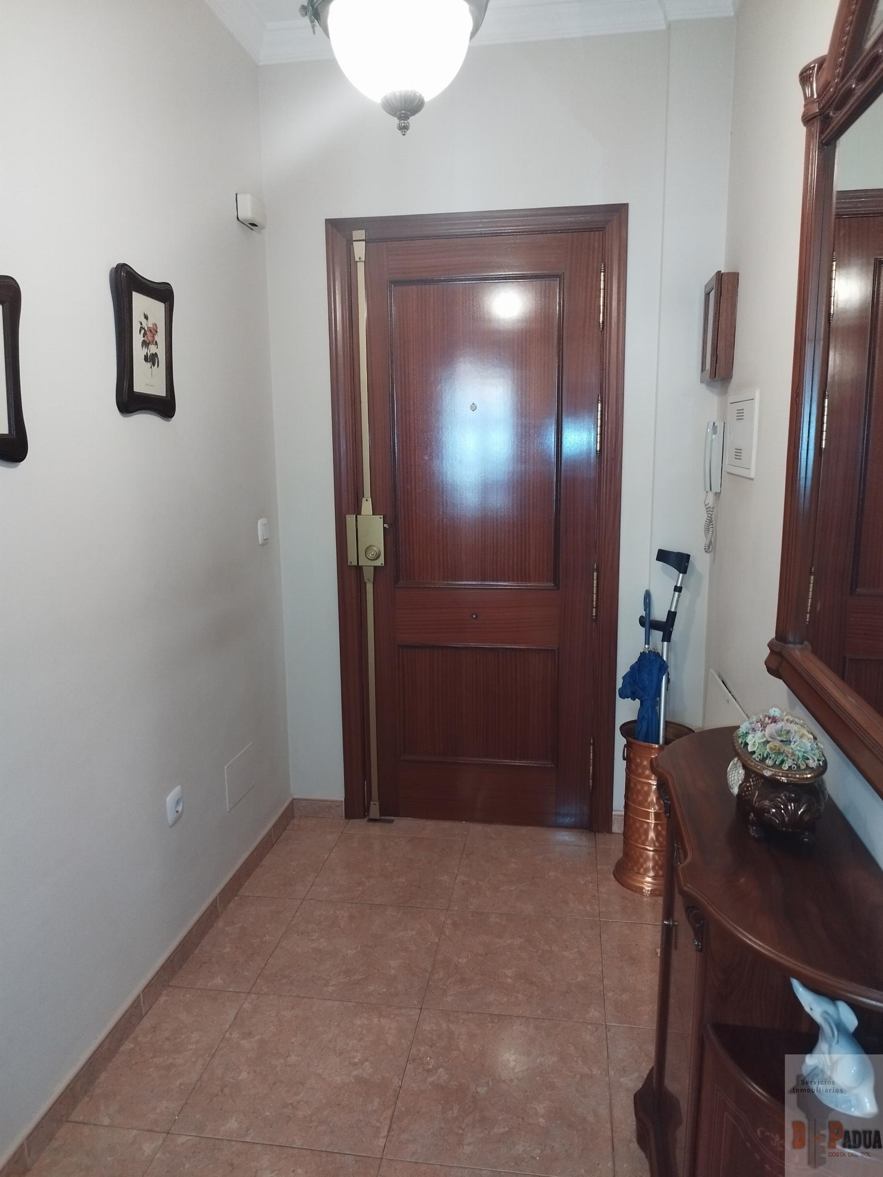 For sale of flat in Campillos