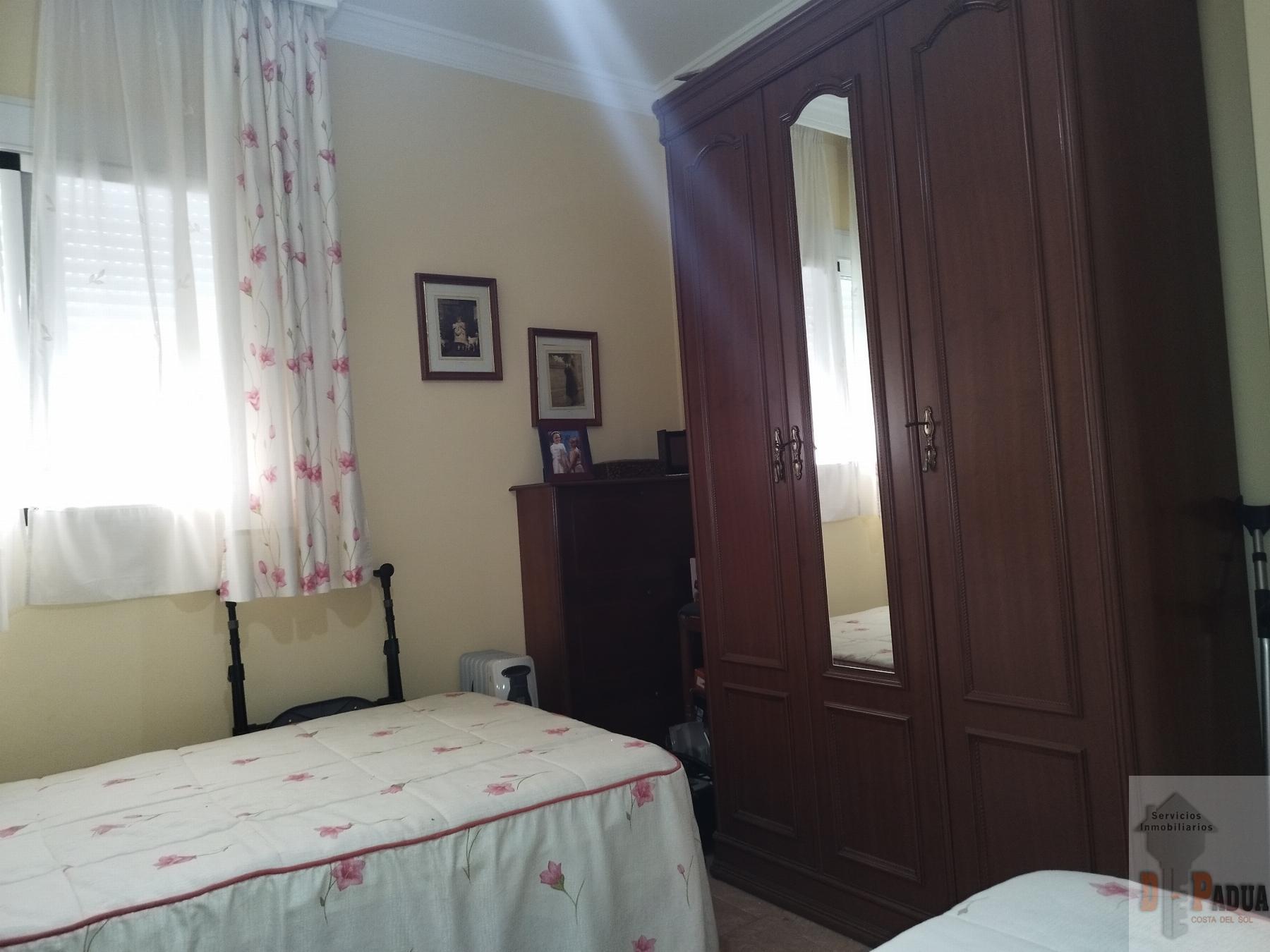 For sale of flat in Campillos
