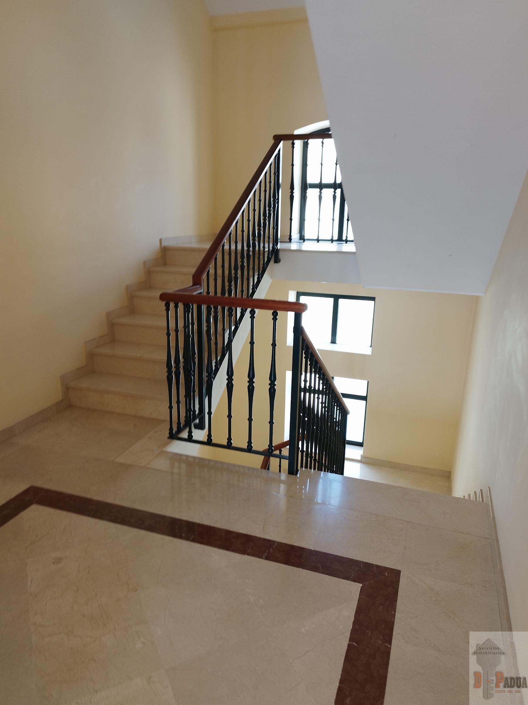 For sale of flat in Campillos