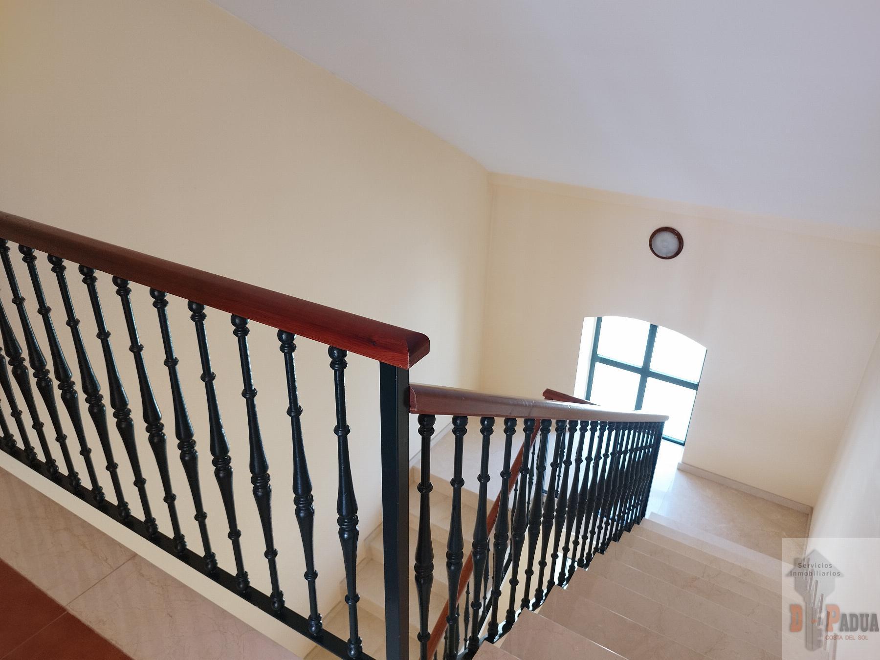 For sale of flat in Campillos