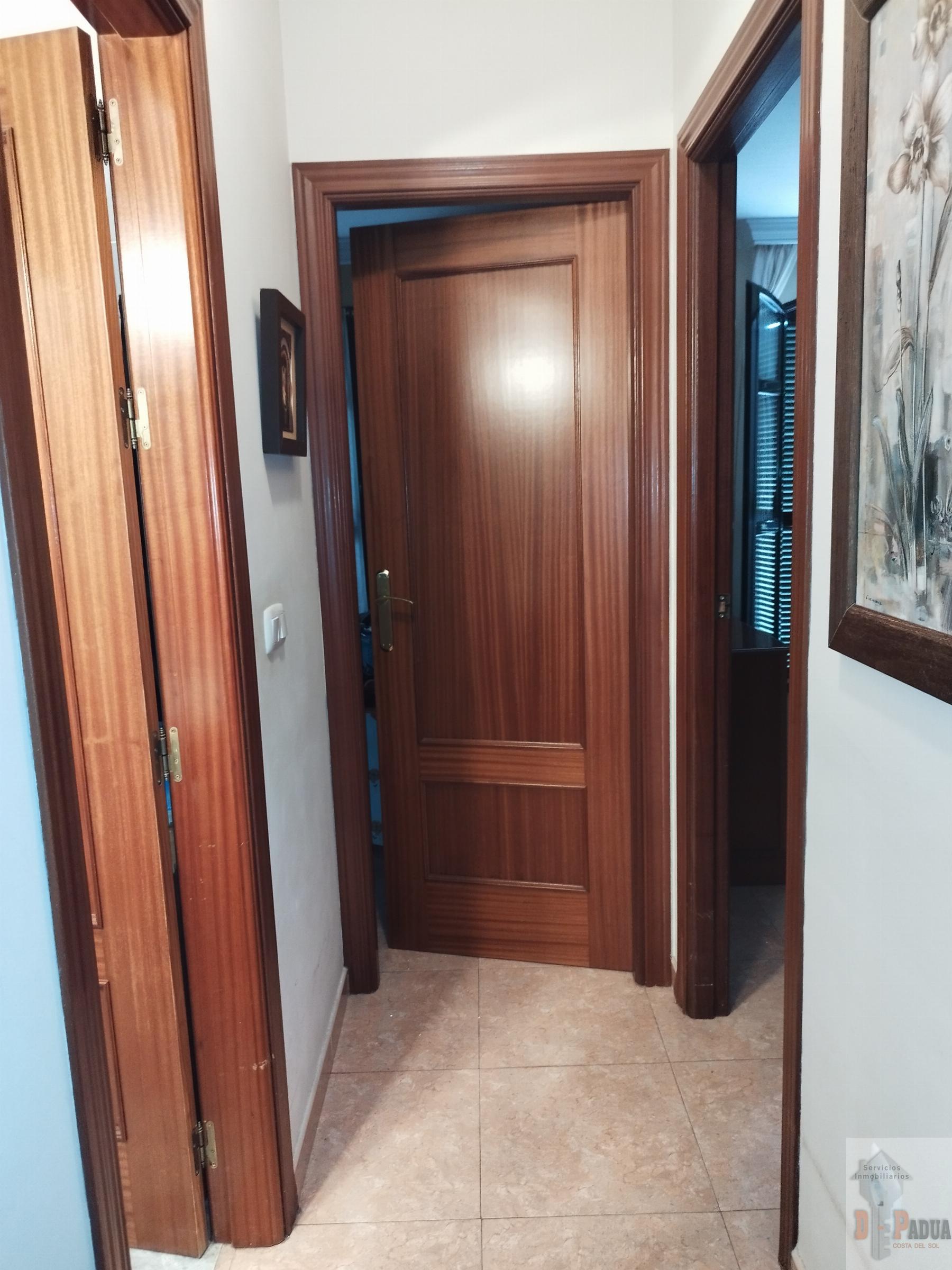 For sale of flat in Campillos
