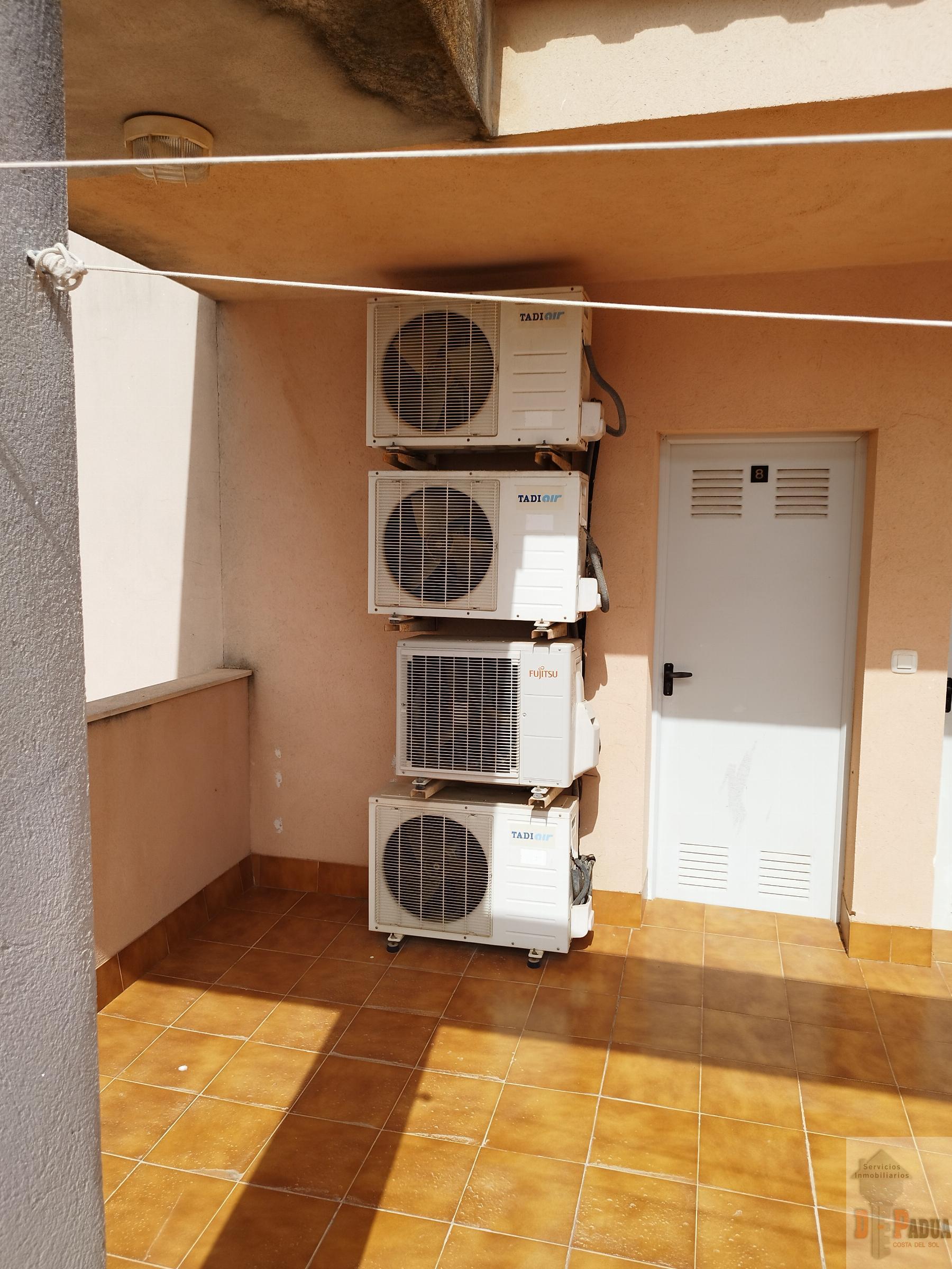For sale of flat in Campillos