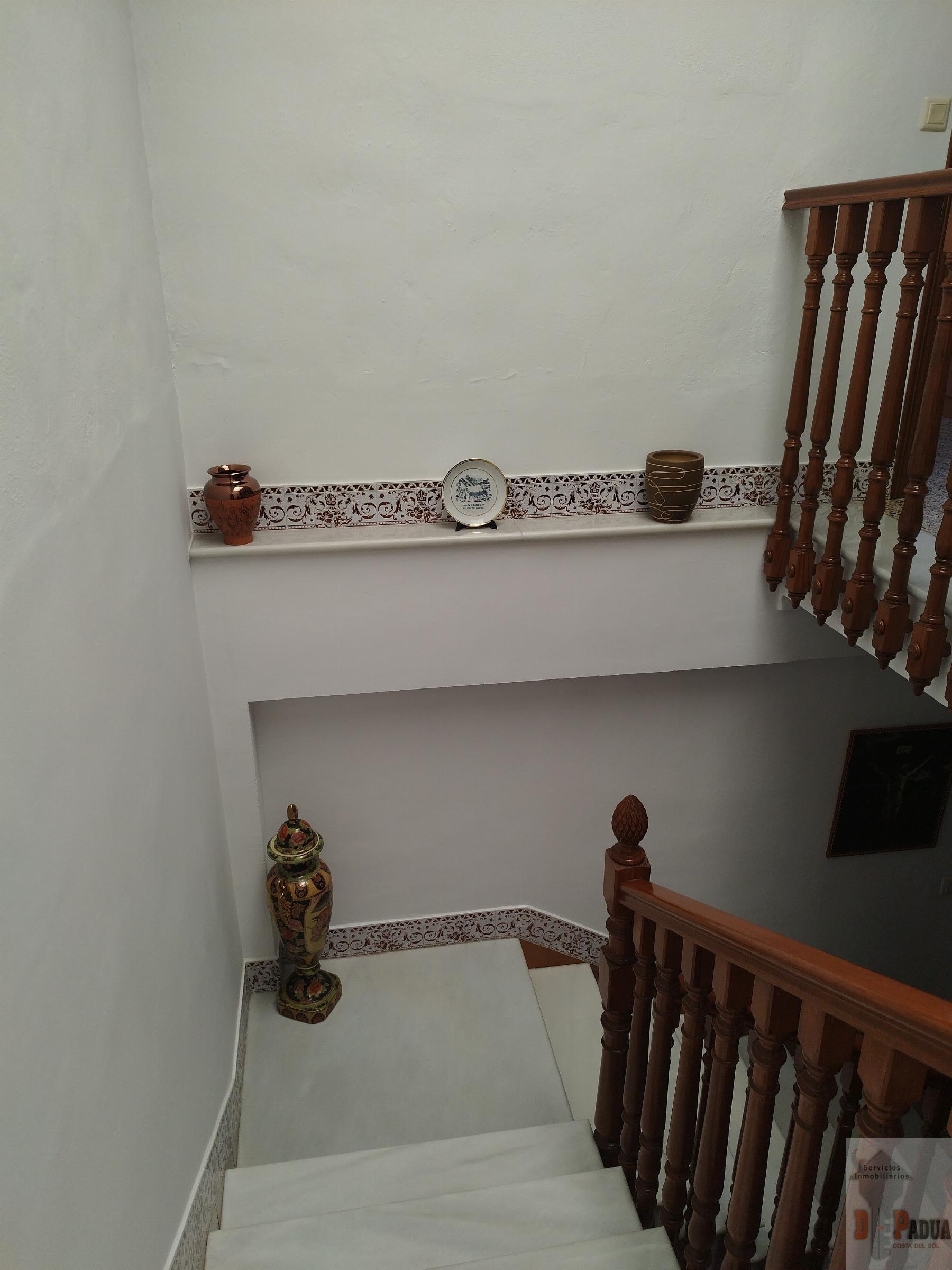 For sale of house in Campillos