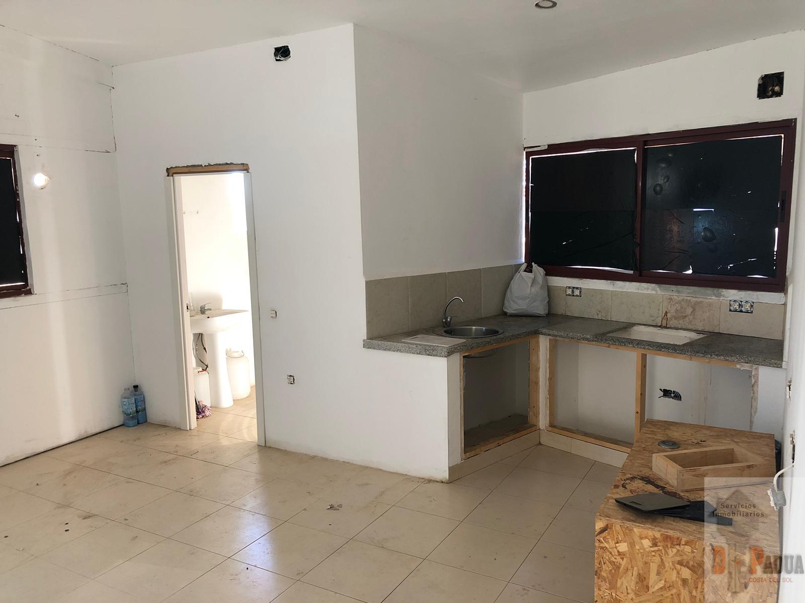 Venta de nave en Campillos