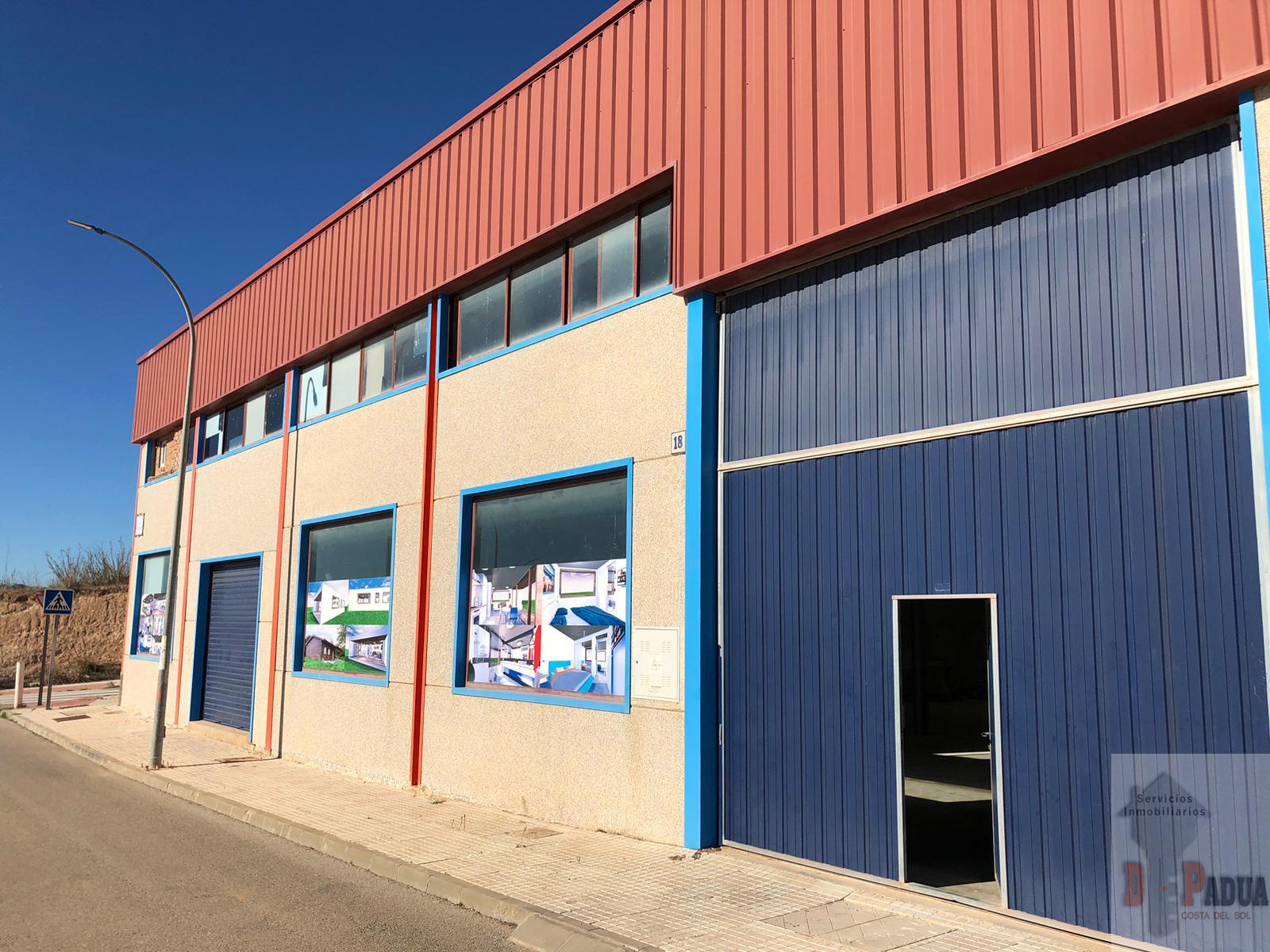 Venta de nave en Campillos