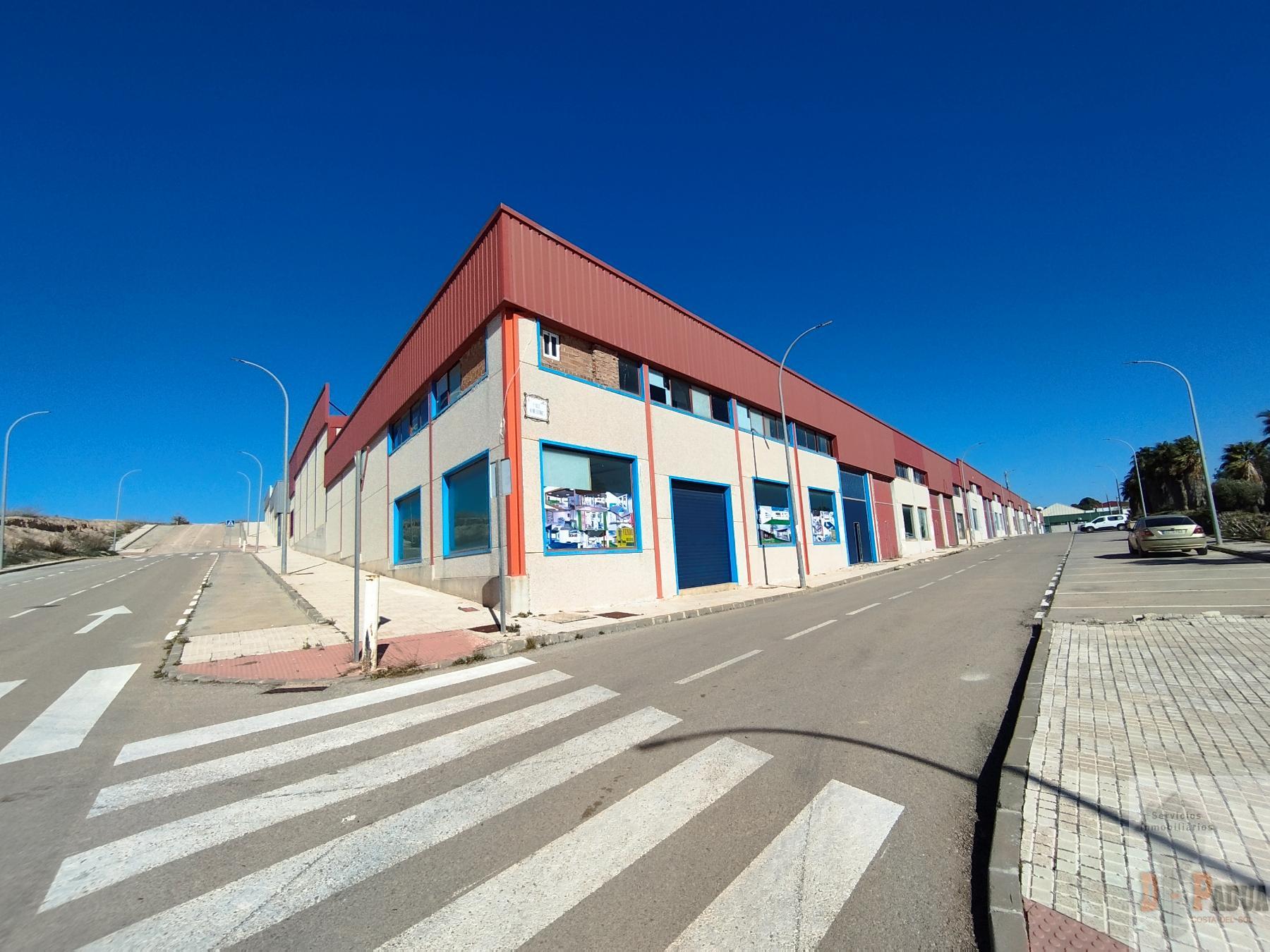 Venta de nave en Campillos