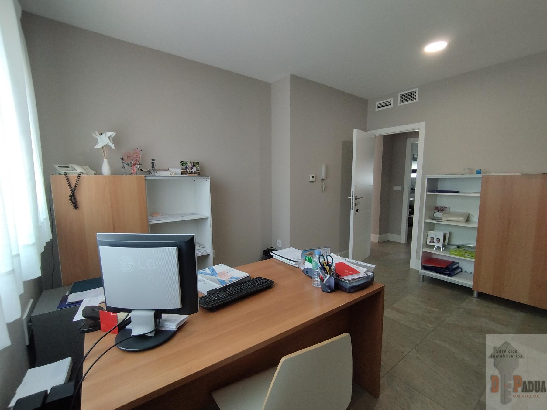 Venta de chalet en Antequera