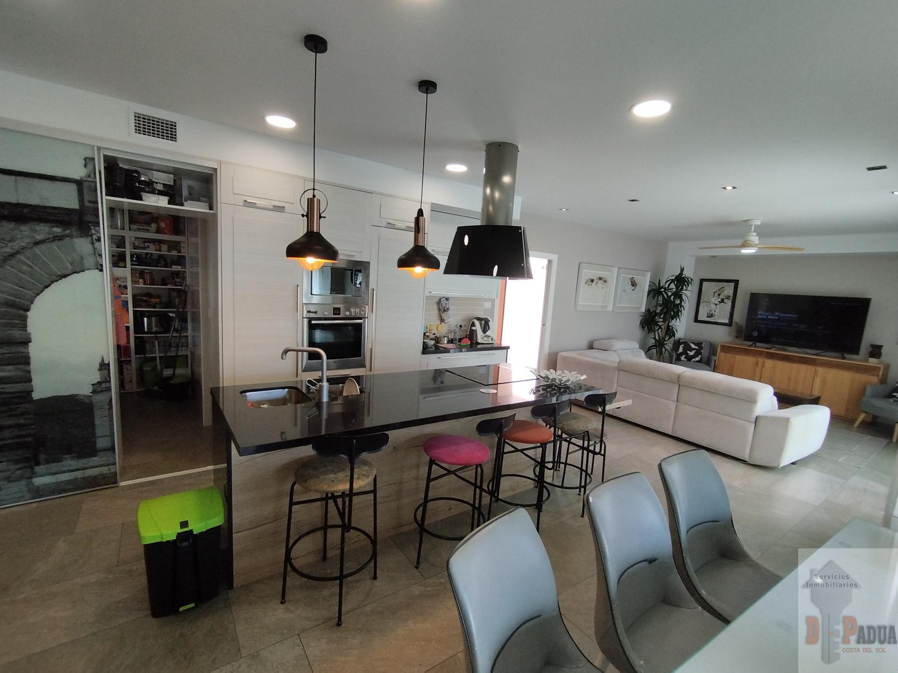 Venta de chalet en Antequera