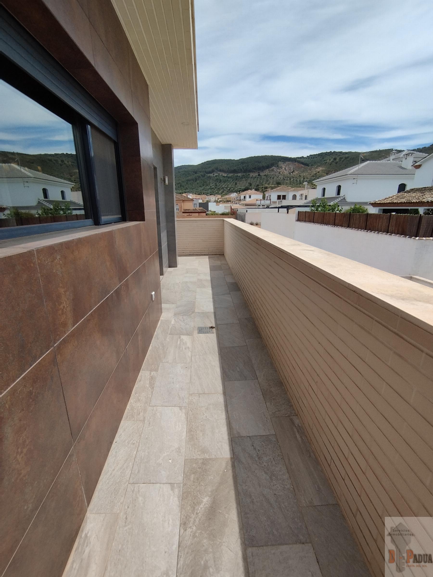 Venta de chalet en Antequera
