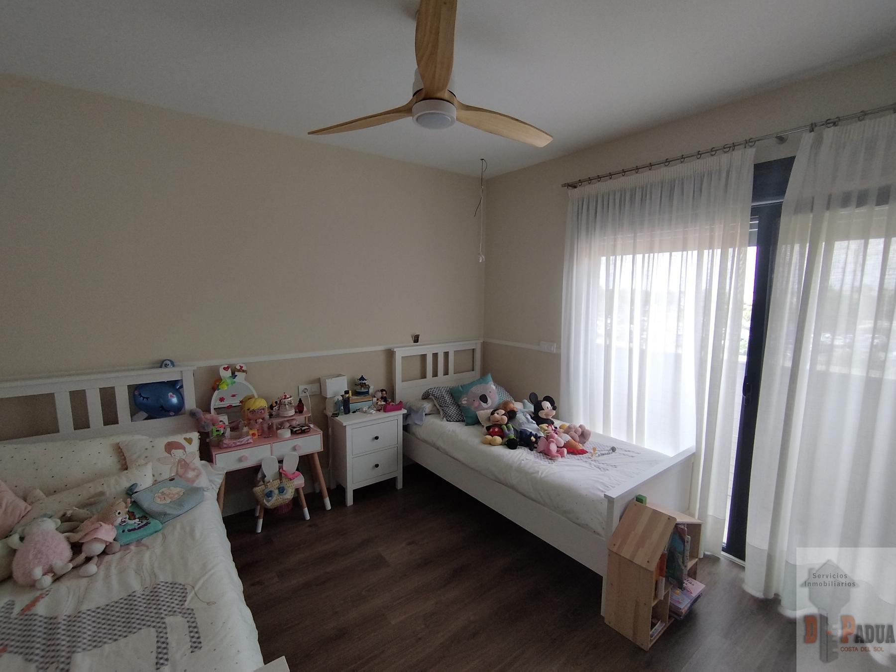 Venta de chalet en Antequera