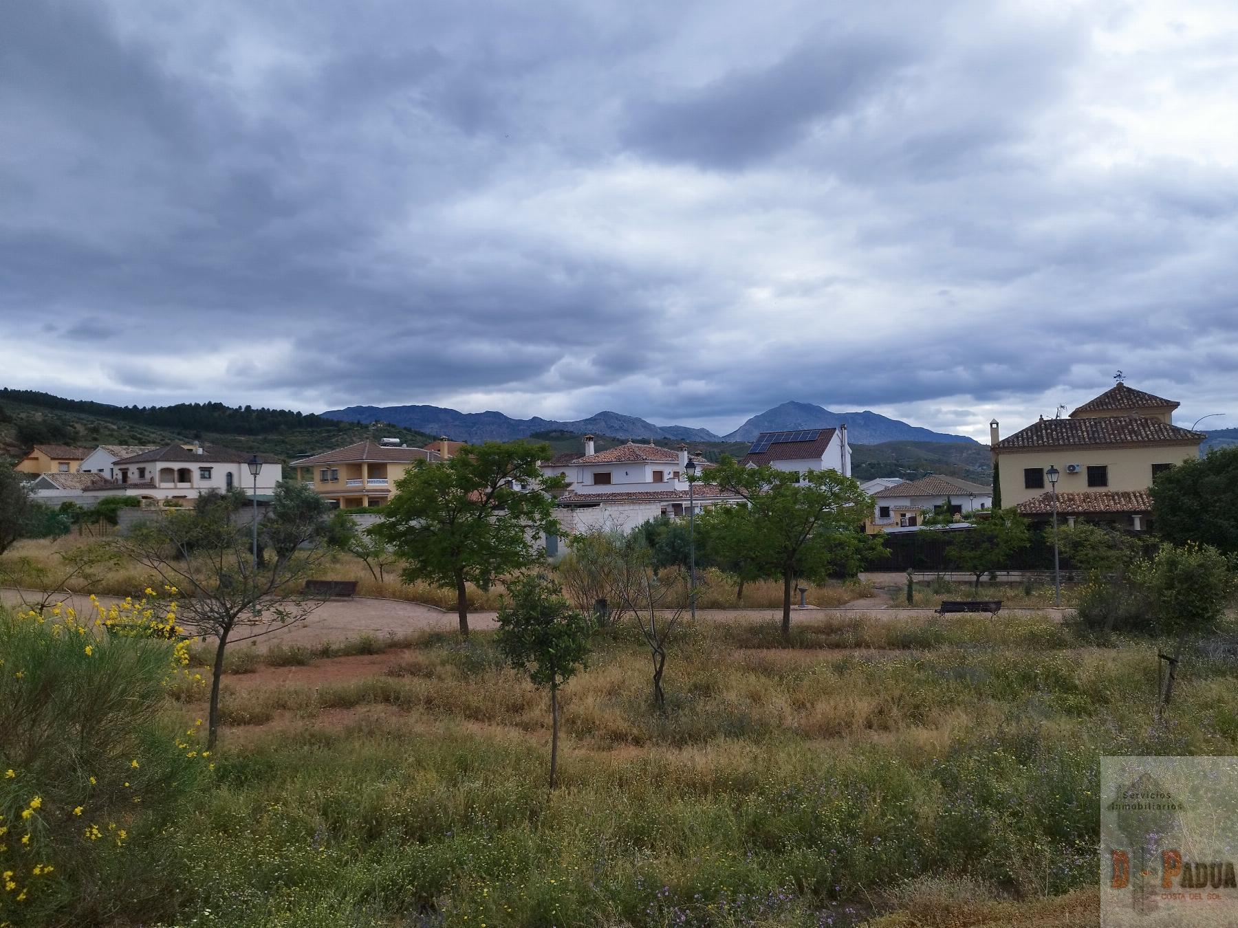 Venta de chalet en Antequera
