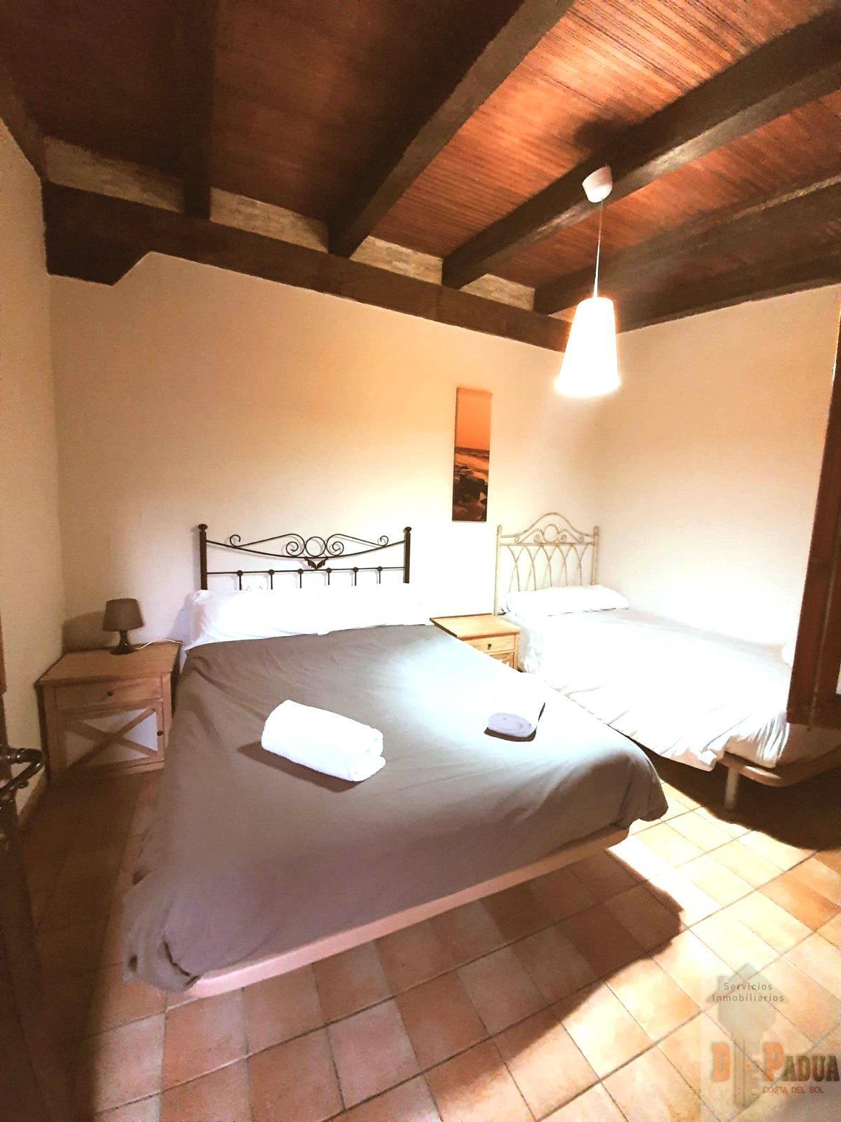 For sale of rural property in Campillos