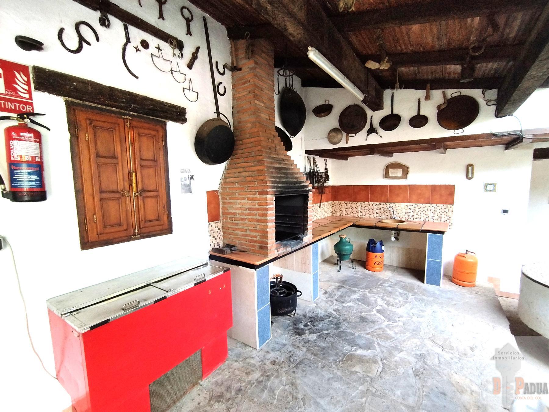For sale of rural property in Campillos