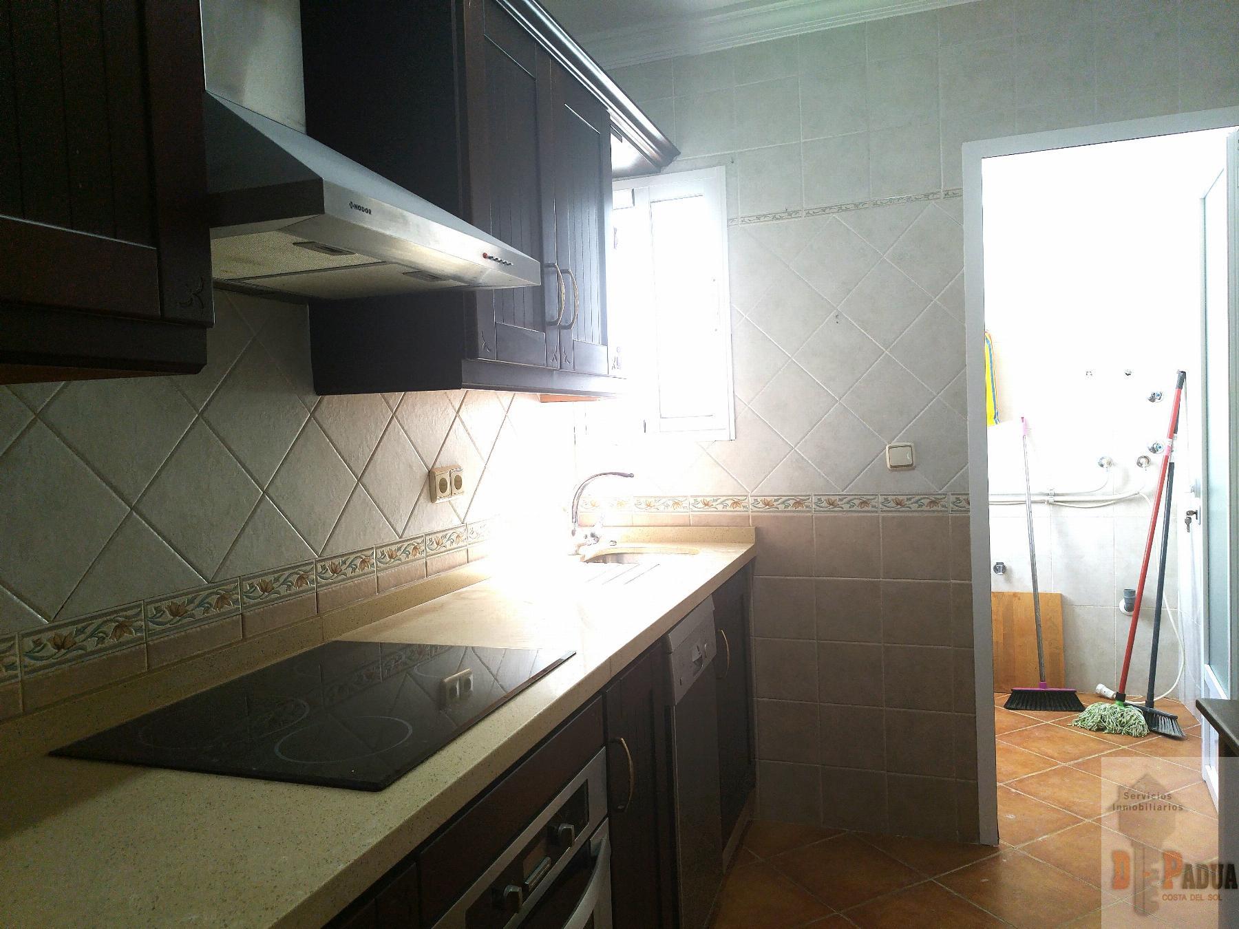 For sale of flat in Campillos